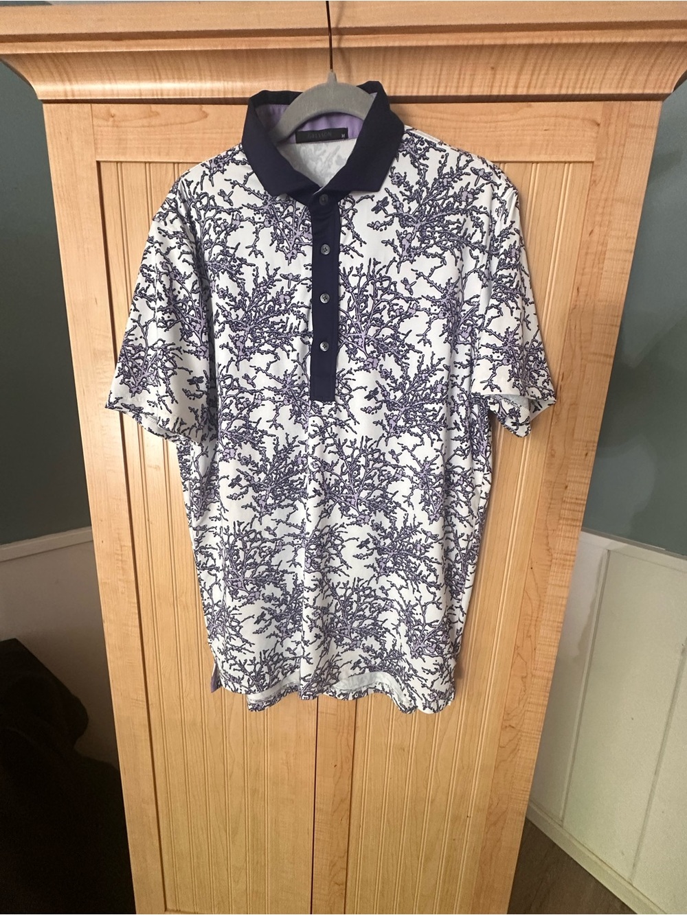 Greyson Polo Shirt Mens Size Medium White Purple Abstract Print Golf